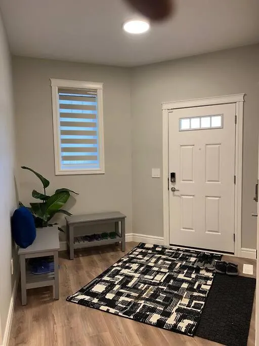 Apartment Home In South Edmonton